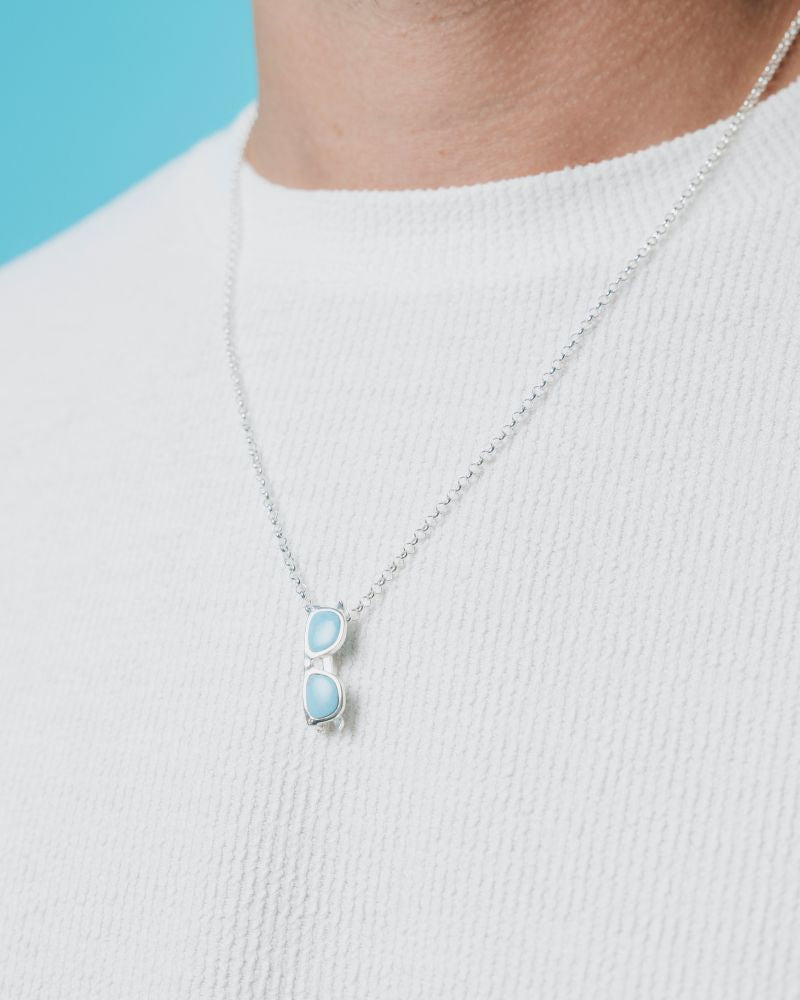 Colgante Unisex gafas de plata con piedra turquesa_Luz de Nehca_Joyeria Artesanal Sostenible con piedras semipreciosas