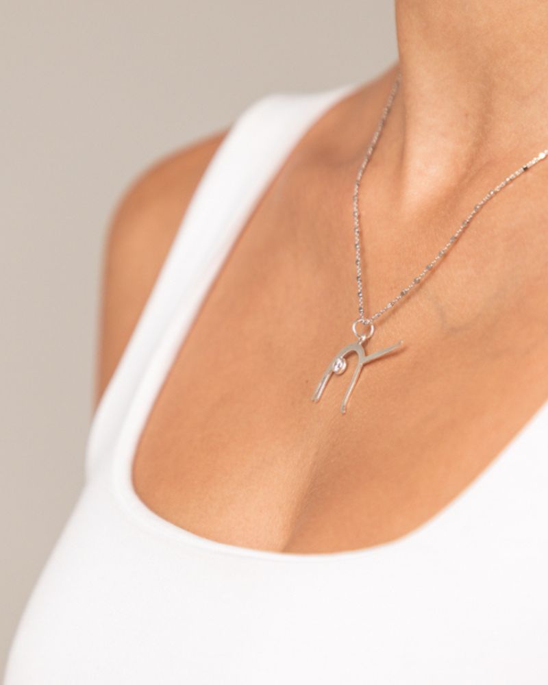 Colgante EKA PADA URDHVA DHANURASANA